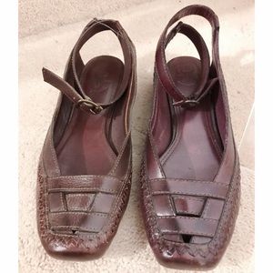 NWOT FRYE BOOTS Anna moccasin in burgundy purple